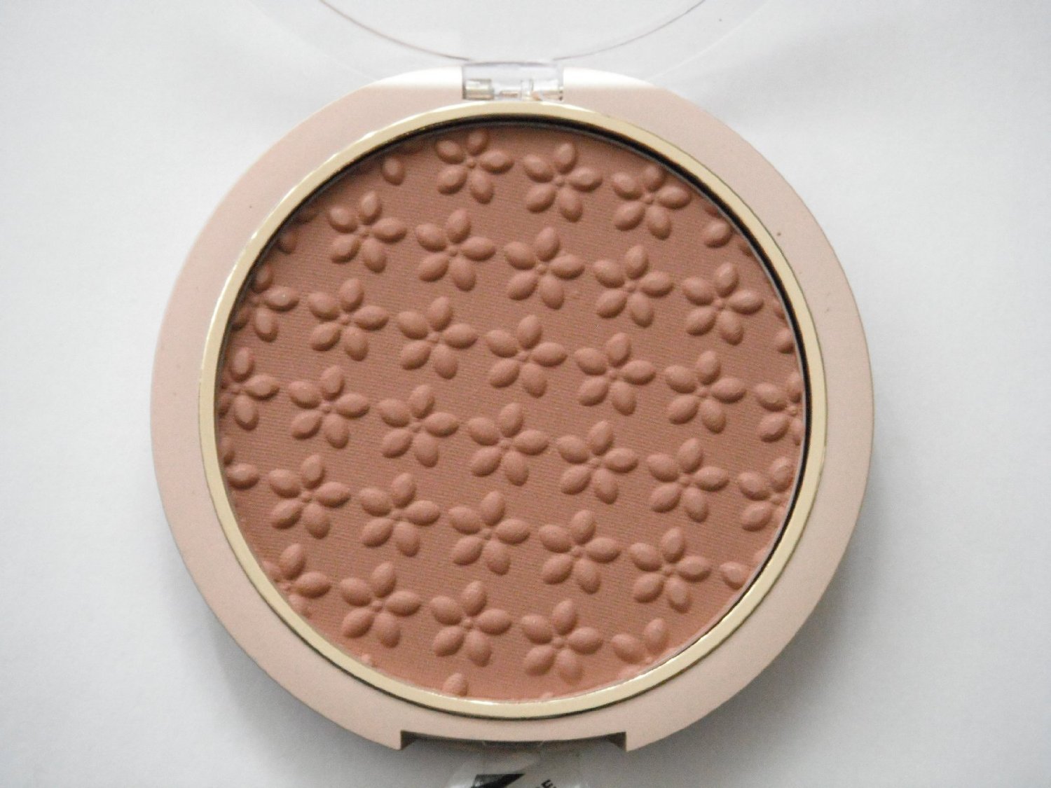 POWDER BRONZER 